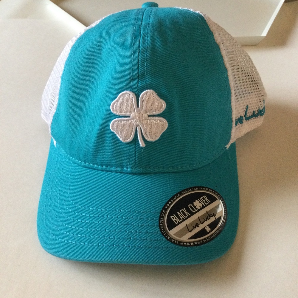 BLACK CLOVER LIVE LUCKY COTTON BASEBALL CAP WITH MESH BACK AQUA AND WHITE NWT